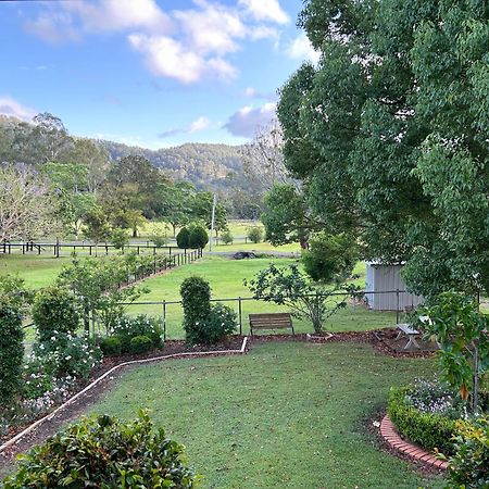 Cottage On Lamington Canungra Esterno foto